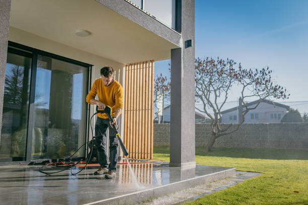 Best Rust Removal  in Falfurrias, TX